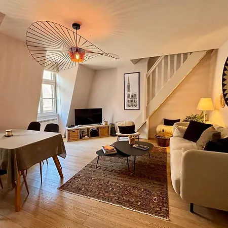 Quiet 2-bdrm Flat In